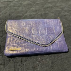 Purple clutch